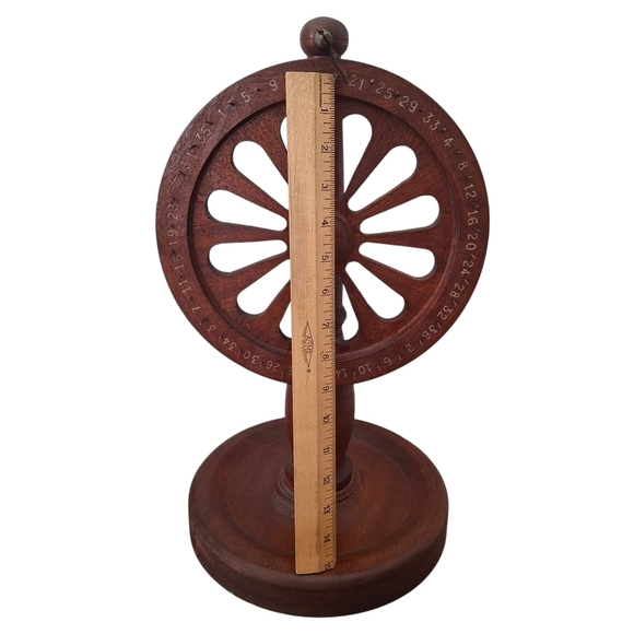Wooden game wheel vintage handmade Vintage Wooden Roulette Wheel Decor - Picture 11 of 11